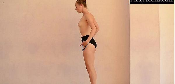  Anna Mostik the hot Russian gymnast